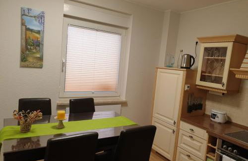 Ferienhaus mit Sommerpool, Terrasse und Glashaus - Foto 8