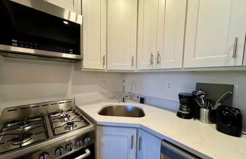 Central Park West Furnished 1 Bedroom Apartment - Foto 7