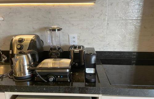 Bangalô com piscina e privacidade a 6 km do centro - Foto 19