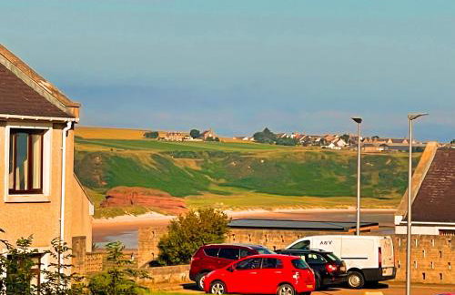 Spacious 2 Bedroom Home in Picturesque Cullen - Foto 21