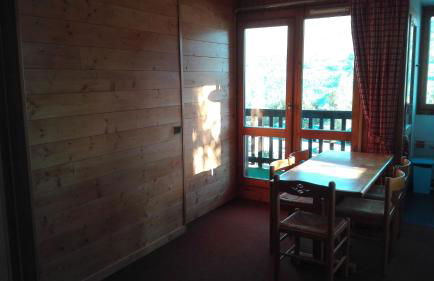 Appartement 5 personnes une chambre proche pistes balcon vue montagne Draps et serviettes non fournis Ménage à réaliser par le locataire - Foto 8