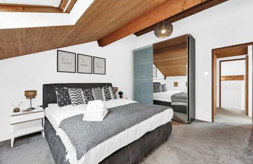 Large Industrial Style 2 Bedroom Apartment Short Term Rental & Flexible Renting Canary Wharf With Free WiFi - Photo 30