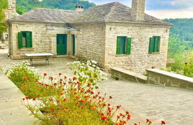 Waterfall Kataraktis Vatatsi - Foto 2