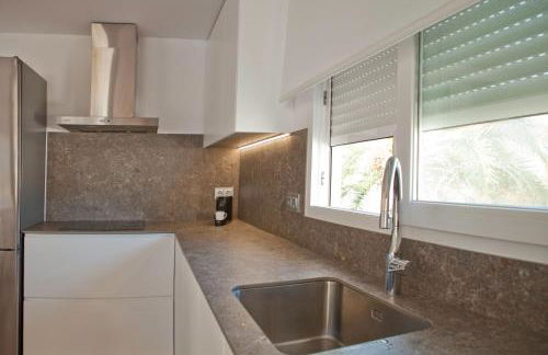 Acogedor apartamento junto al mar - Photo 6