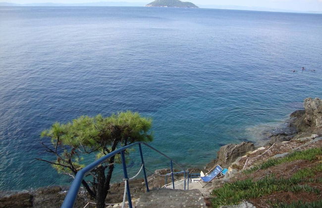 Beautiful and Modern Apartment in Neos Marmaras - Photo 15