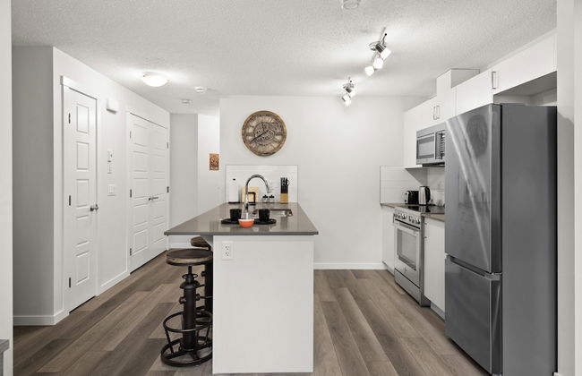 New Apartments in Cranston by GLOBALSTAY - Photo 39