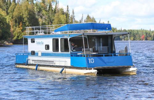 Spacious Muskie Houseboat - Sleeps 8 - Massive Upper Penthouse - Fast Wi-Fi HB10 - Foto 1