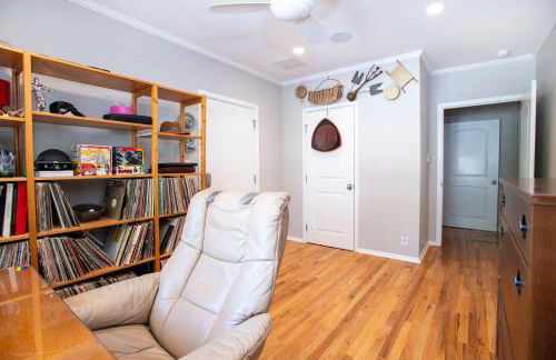 South Central, Barton Springs, Broken Spoke & much more, Dogs ok, 4 bedroom-3bath - Foto 29