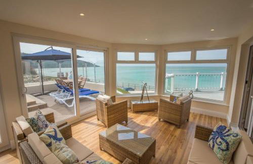 Beachside Apartment, 2 Pilots Point - Photo 4