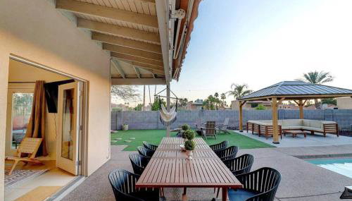 Epic 6BR with Pool, Spa and Fire Pit - Walk to Trails - Foto 5