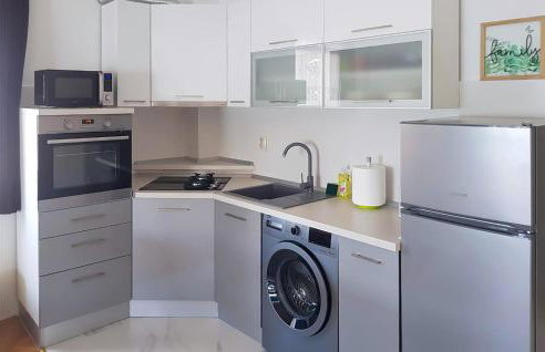 Gorgeous Apartment In Rogotin-Ploce With Wifi - Foto 3