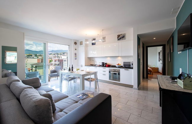 Panoramic Penthouse in Lugano - Foto 1