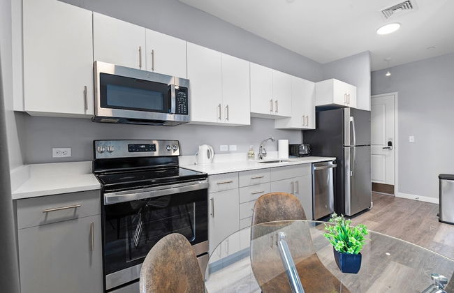 Furnished Apartments near Encore Boston - Photo 80