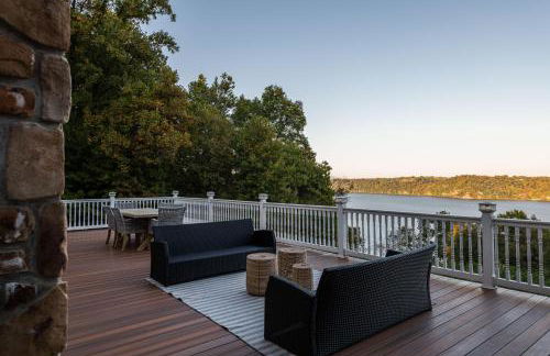 River Haven with Hot Tub - Foto 6