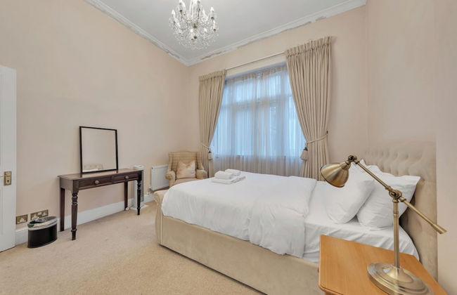 The Hertford Boutique - Foto 37