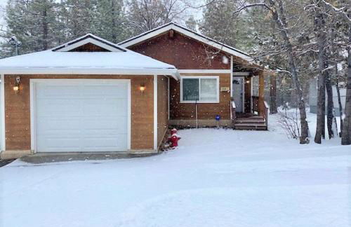 Brown Bear Lodge - Cozy mountain home situated within the quiet and ideal Sugarloaf neighborhood - Foto 33