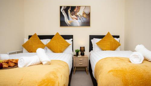 Contemporary 2BR Retreat - Fast WiFi, Smart TV & Steps from Station! - Foto 2, towels