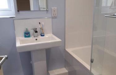 Snowdrop Cottage - Part of the The Bay Filey Holiday Village with pool, gym and direct beach access, pub, restaurant, tennis and meadows walks - Foto 14