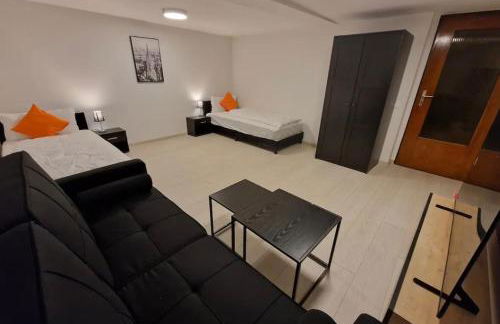 Laubach Apartments - Photo 3