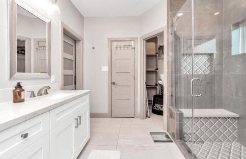 Designer Home 30 Night only ,BP Petroleum 3 Mins - Foto 34