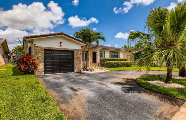 Great Location Private House Pool, Hot Tub, Patio w/ Fire Pit 3br/2ba - Foto 30