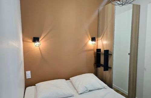 Appartements 4, 5 et 10 personnes rénovés en centre-ville - Foto 28