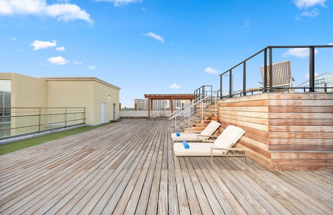 Modern Corner Unit Pool Steps From Palm Beach - Foto 7