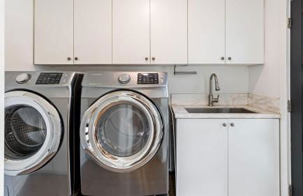 LA Hillside Retreat w Pool Views Fire Pit Outdoor Lounging Casa Bellagio by AvantStay - Foto 41