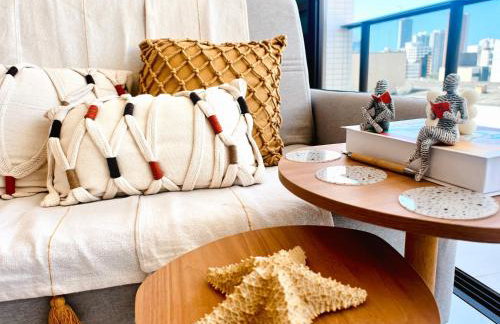 Flat Luxo com Coworking, Academia e Rooftop - WiFi 1Gb - Beira Mar 4 min - Foto 13