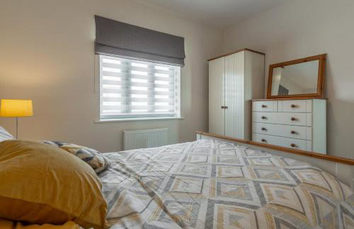 Samphire House - Photo 24