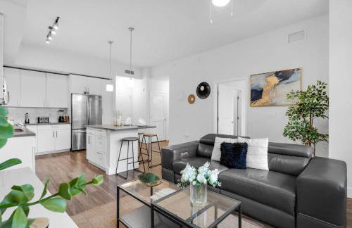 Sunny 1BR Unit With Free Parking Prime Location - Foto 9