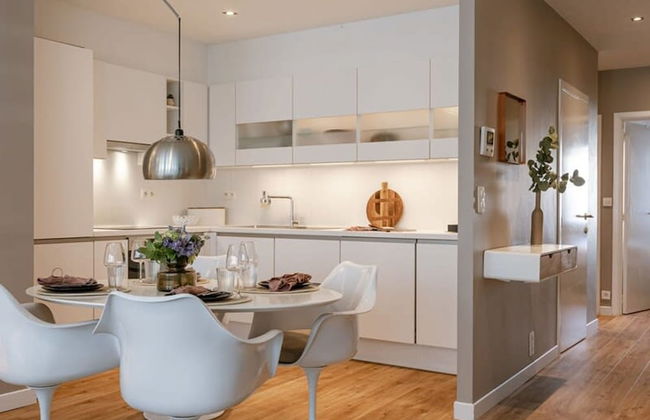 Modern Apartment in Heart of Knokke With Terrace - Photo 2