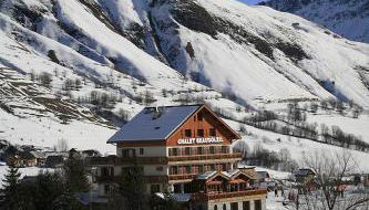 Chalet Beausoleil 4 étoiles - jacuzzi - au pied des pistes - domaine les sybelles - Foto 5