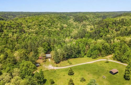 Knotty By Nature- Pet Friendly, Firepit, 150 Acres - Foto 38