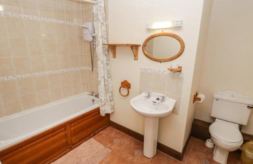 Bay View Cottage - Photo 16