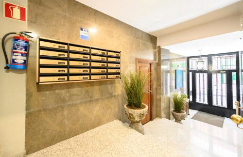 AZA14 - Amplio Piso de 3 dormitorios, 2 baños y terraza, en Chamartín, Madrid - Foto 62