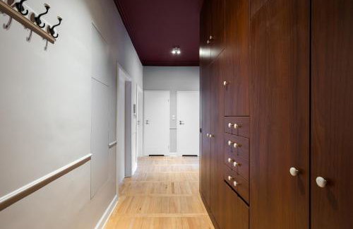 Hala Mirowska Spacious Apartment by BookingHost - Photo 10