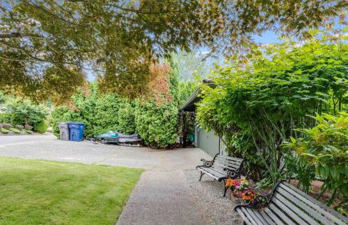 Adorable new studio with free parking and WiFi - Foto 28