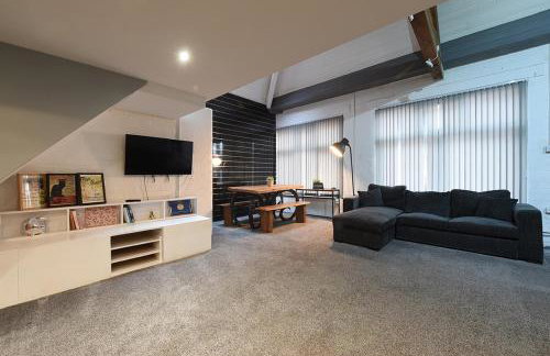 Penthouse Warehouse Slps 18 (61) - Photo 19