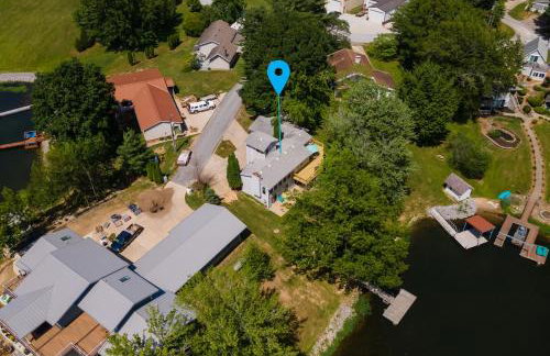 Waterfront 3BR Loft w Dock on Lake of Egypt - Foto 40