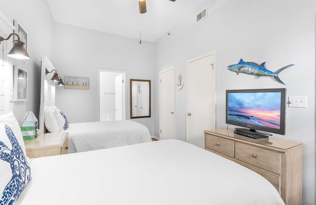 Phoenix V by Southern Vacation Rentals - Photo 3