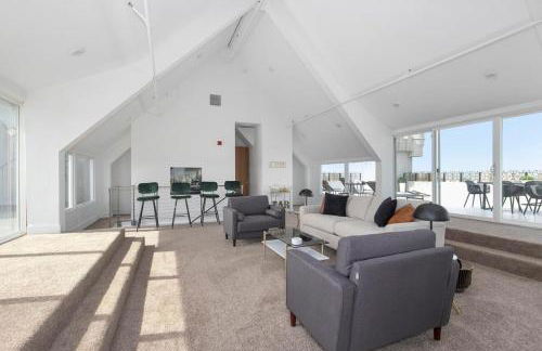 Extravagant 3 Level Penthouse at The Grand Castle - Foto 30