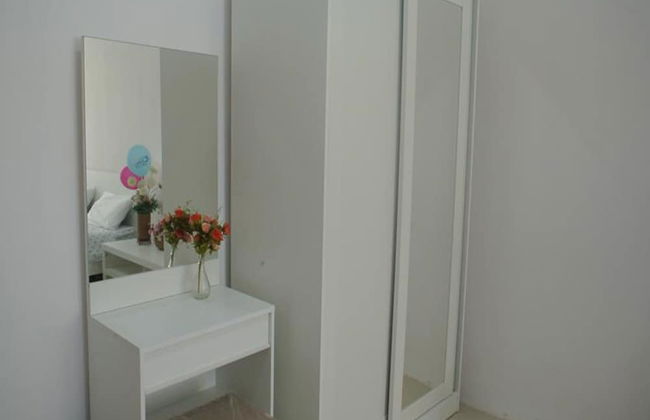 Comfy Studio - Photo 14