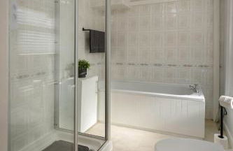 Comfy 3-Bed, Sleeps 5 & Parking - Foto 9