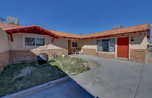 Elegant Home with Pool Table 3 Mi to Vegas Strip! - Foto 35