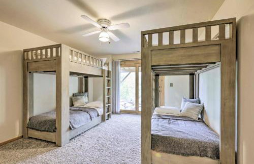 Mountain Retreat w/ Deck: Ski, Soak, Golf & Hike! - Foto 25
