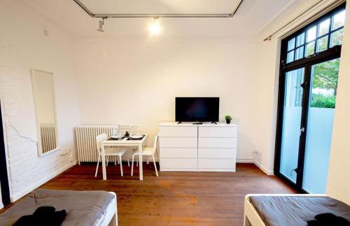 Monteurwohnung-in-Villa-8-Betten-WLAN-TV-Einbaukueche-Ahrensburg-Zentrum-Naehe-Hamburg-AGRP1201 - Foto 7