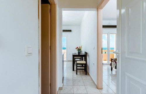 Asterina Seaside Apartments - Photo 2