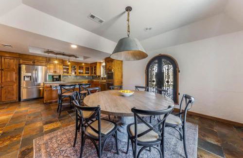 Magnificent 90-acre Texas Ranch Estate On San Marcos River - 5 Bedrooms - Newly Renovated & Professionally Furnished 9t Ranch By Boutiq - Foto 22