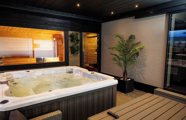 Aréna Deluxe & Spa - Photo 22